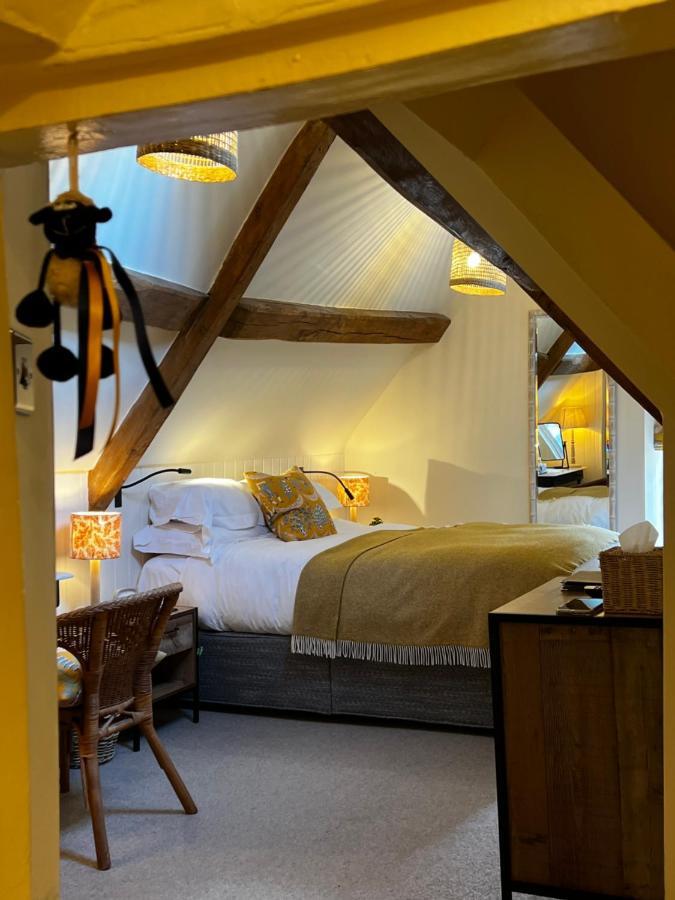 The Red Lion Inn Long Compton Εξωτερικό φωτογραφία