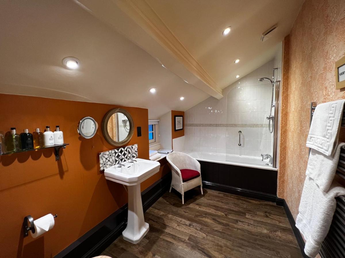 The Red Lion Inn Long Compton Εξωτερικό φωτογραφία