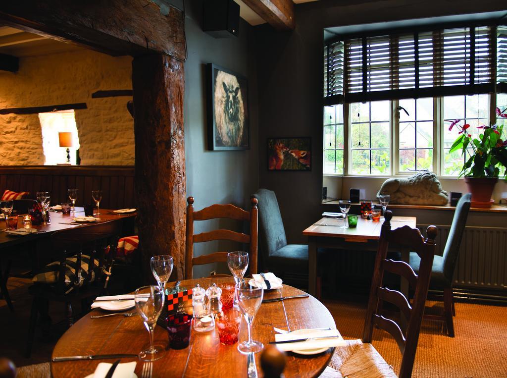 The Red Lion Inn Long Compton Εξωτερικό φωτογραφία