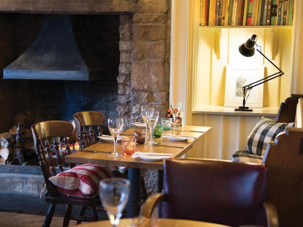 The Red Lion Inn Long Compton Εξωτερικό φωτογραφία