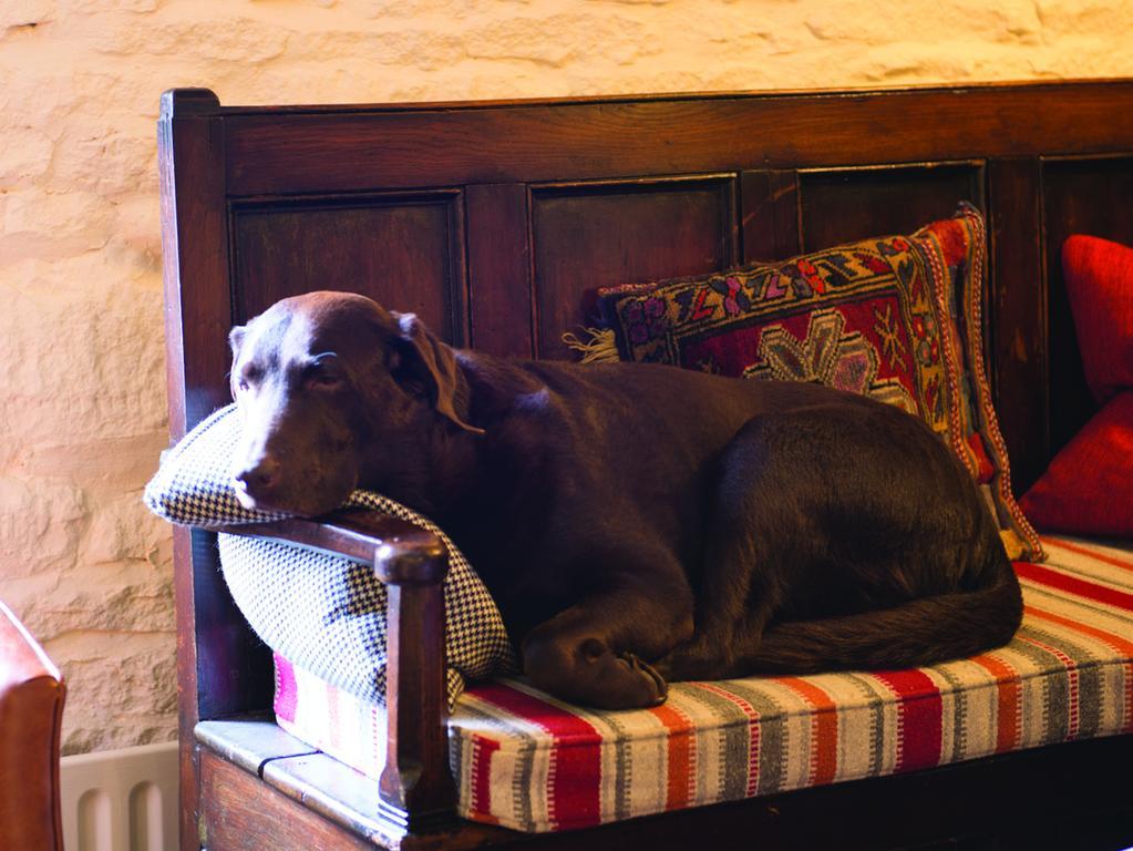 The Red Lion Inn Long Compton Εξωτερικό φωτογραφία