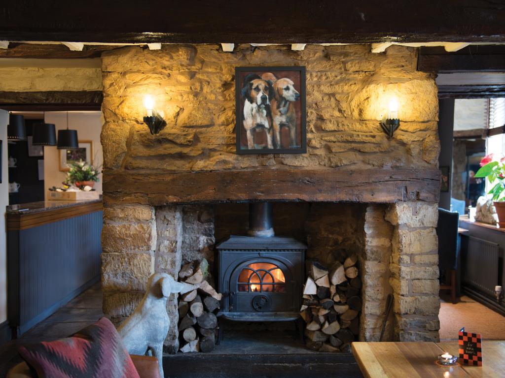 The Red Lion Inn Long Compton Εξωτερικό φωτογραφία