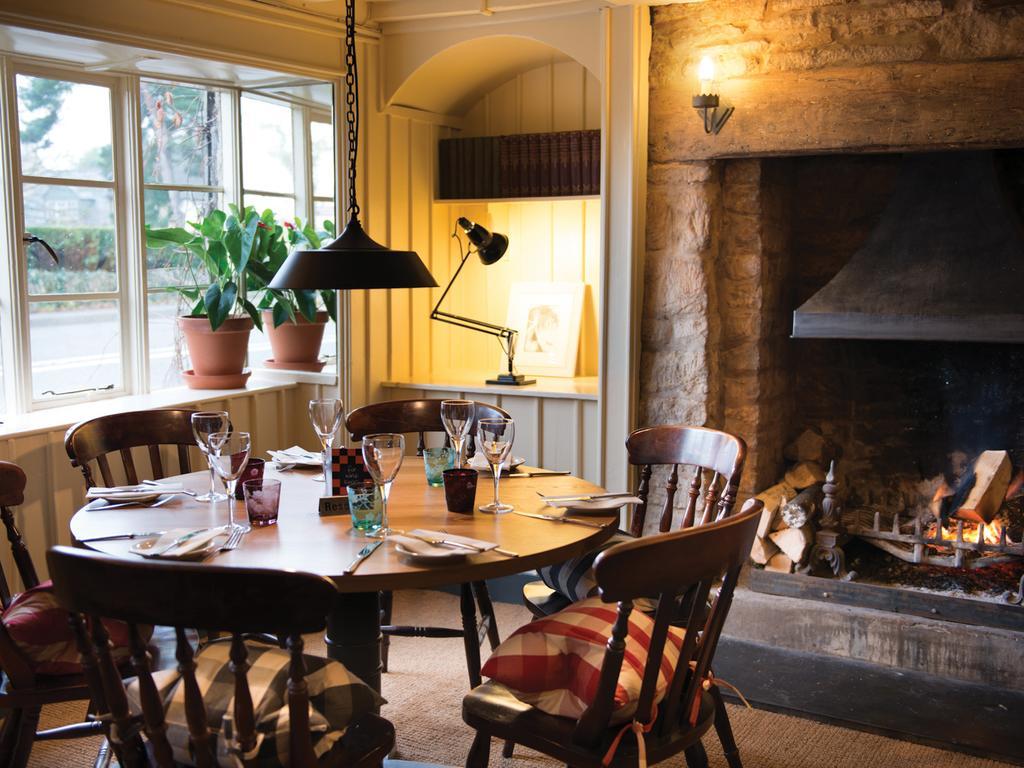 The Red Lion Inn Long Compton Εξωτερικό φωτογραφία